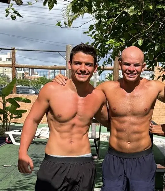 Lucas Nogueira e Roberto Brandini depois de um treino